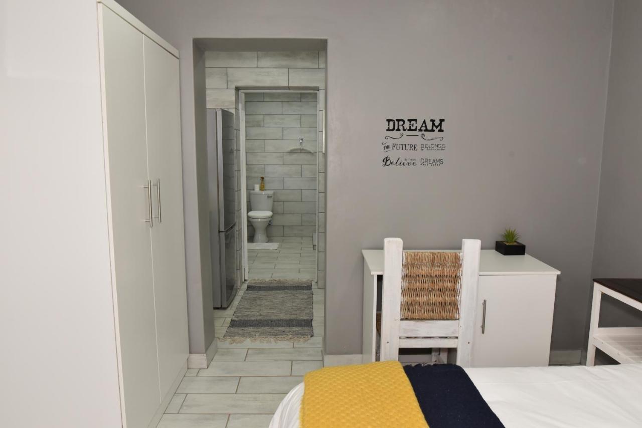 B&B 464 On 22Nd Ave Pretoria-Noord Exteriér fotografie